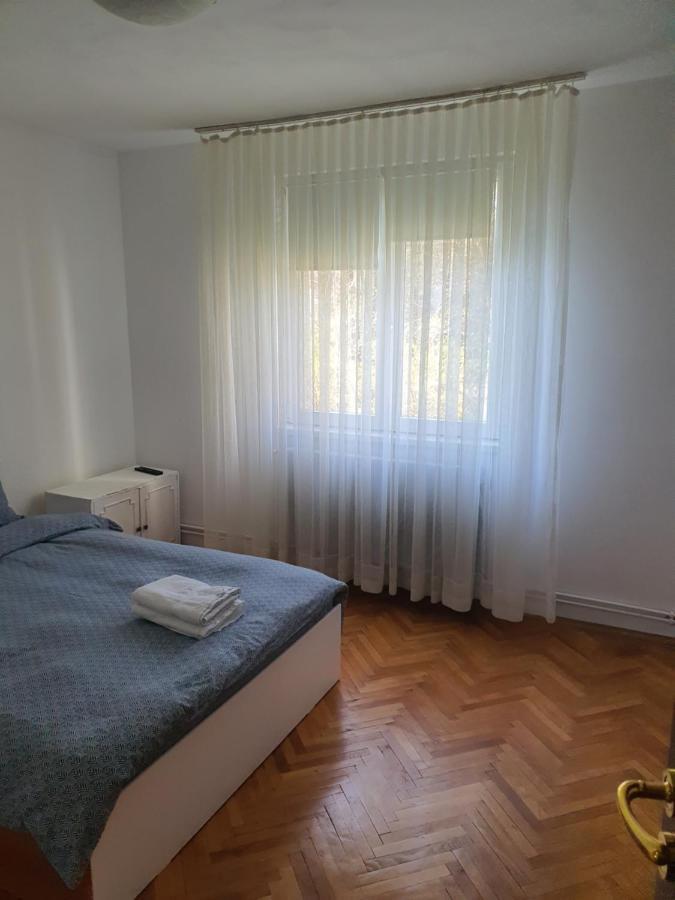 Maria'S Apartments Targu Mures Exterior photo
